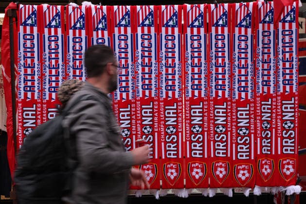 London, England, 5th May 2026. Match scarves for sale outside the stadium before the Arsenal vs Atletico Madrid UEFA Champions League match at the Emirates Stadium, London. Picture credit should read: David Klein Sportimage EDITORIAL USE ONLY. No use with unauthorised audio, video, data, fixture lists, club league logos or live services. Online in-match use limited to 120 images, no video emulation. No use in betting, games or single club league player publications. SPI_011_DK_Arsenal_Athletico_Madrid SPI-4781-0011