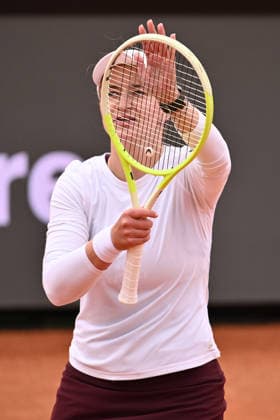 Barbora Krejcikova of Repubblica Ceca in action against Elsa Jacquemot of Francia during the Internazionali BNL d Italia Day One at Foro Italico on May 5, 2026 in Rome, Italy.  Copyright: xDomenicoxCippitelli IPAxSportx xipa-agency.netx xx IPA_74458459 IPA_Agency_IPA74458459