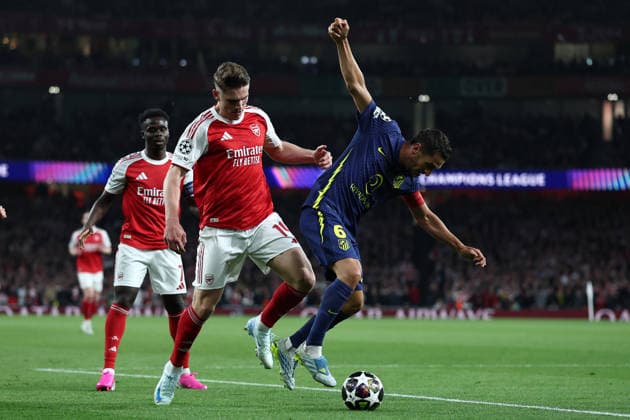 London, England, 5th May 2026. Viktor Gyokeres of Arsenal and Koke of Atletico Madrid challenge for the ball during the Arsenal vs Atletico Madrid UEFA Champions League match at the Emirates Stadium, London. Picture credit should read: David Klein Sportimage EDITORIAL USE ONLY. No use with unauthorised audio, video, data, fixture lists, club league logos or live services. Online in-match use limited to 120 images, no video emulation. No use in betting, games or single club league player publications. SPI_056_DK_Arsenal_Athletico_Madrid SPI-4781-0056