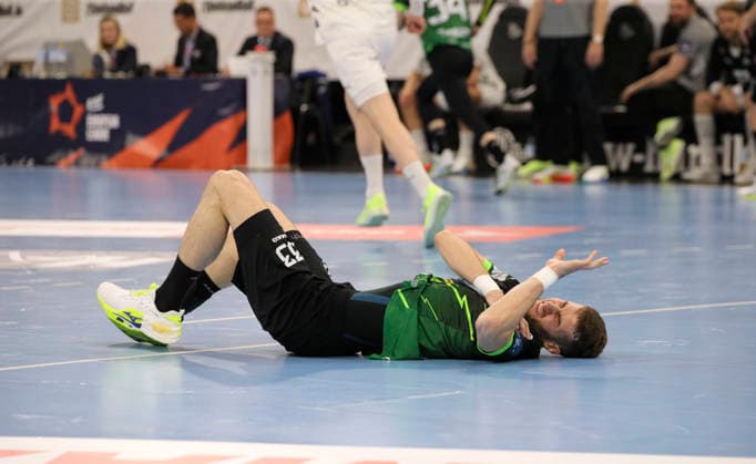 photo Loser on the ground , Aleksandar Cenic Stamenkovic Nasice Handball Men on Tue 05 05 2026 Mens EHF European League , THW Kiel RK Nexe Nasice
