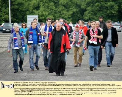 Football, EURO 2012, Polish and Russian fans at the Soviet Military Cemetery in Warsaw