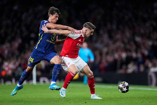 May 5, 2026, London, London, England: Viktor Gyokeres of Arsenal FC and Robin Le Normand of Atletico de Madrid compete for the ball during the UEFA Champions League 2025 26 Semi Final Second Leg match between Arsenal FC and Atletico de Madrid at Emirates Stadium on May 05, 2026, in London, England. Arsenal FC V Atletico De Madrid - UEFA Champions League 2025 26 Semi Final Second Leg  - ZUMAa181 20260505_zaa_a181_093 Copyright: xDennisxAgyemanx