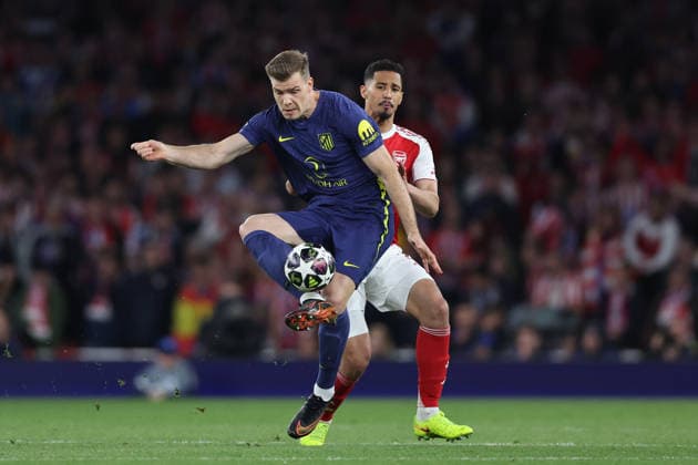 London, England, 5th May 2026. Alexander Sorloth of Atletico Madrid and William Saliba of Arsenal challenge for the ball during the Arsenal vs Atletico Madrid UEFA Champions League match at the Emirates Stadium, London. Picture credit should read: David Klein Sportimage EDITORIAL USE ONLY. No use with unauthorised audio, video, data, fixture lists, club league logos or live services. Online in-match use limited to 120 images, no video emulation. No use in betting, games or single club league player publications. SPI_111_DK_Arsenal_Athletico_Madrid SPI-4781-0111