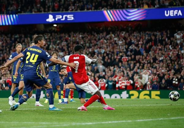 Bukayo Saka scores the opening goal of the game for Arsenal Mikel Arteta the Arsenal manager Arsenal v Atletico Madrid, Football, UEFA Champions League, Semi-Final 2nd Leg, Emirates Stadium, Islington, London, UK - 05 05 2026  Copyright: xMattxImpey Shutterstockx 16860940d