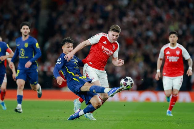 Champions League 2025 26 Semi Final 2nd Leg Arsenal v Atletico Madrid Emirates Stadium 05.05.2026 Viktor Gyökeres of Arsenal and Marc Pubill of Atletico Madrid Champions League 2025 26 Semi Final 2nd Leg Arsenal v Atletico Madrid Emirates Stadium 05.05.2026 Photograph By Marc Aspland The Times  Copyright: xMarcxAsplandx NINTCHDBPICT001078552874