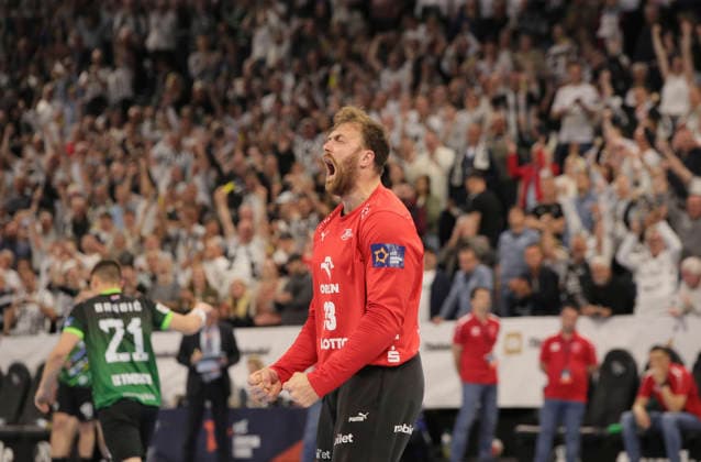 photo Kiel players cheer during the seven-meter throw, goalkeeper Andreas WOLFF Kiel holds on again Handball Men on Tue 05 05 2026 Mens EHF European League , THW Kiel RK Nexe Nasice