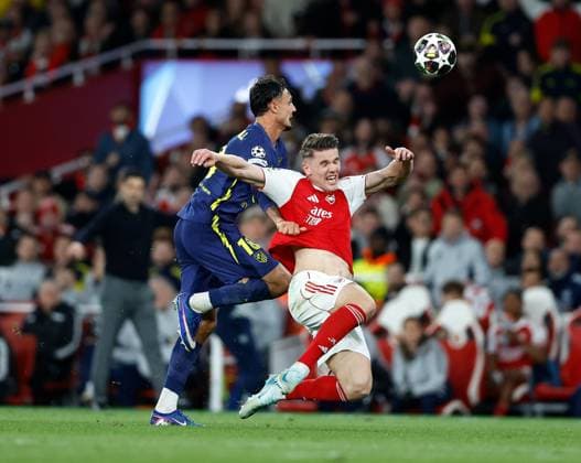Viktor Gyokeres of Arsenal is fouled by Marc Pubill of Atletico Madrid when he was clear on goal Arsenal v Atletico Madrid, Football, UEFA Champions League, Semi-Final 2nd Leg, Emirates Stadium, Islington, London, UK - 05 05 2026  Copyright: xMattxImpey Shutterstockx 16860940aj