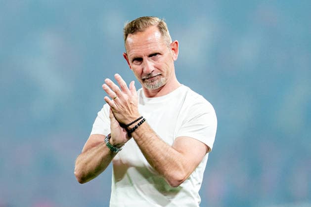 BASEL, SWITZERLAND - MAY 2: Mauro Lustrinelli (Head Coach FC Thun) after the Brack Super League match between FC Basel 1893 and FC Thun at St. Jakob Park on May 2, 2026 in Basel, Switzerland.  Copyright: xPriscilaxBütlerx xSPPx Sportspressphoto_SPR142129