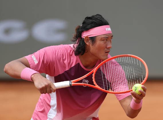 (260506) -- ROME, May 6, 2026 -- Zhang Zhizhen serves during the men s singles first round match between Zhang Zhizhen of China and Daniel Altmaier of Germany at the ATP, Tennis Herren Italian Open in Rome, Italy, May 6, 2026. ) (SP)ITALY-ROME-TENNIS-ATP-ITALIAN OPEN-ZHANG ZHIZHEN VS DANIEL ALTMAIER LixJing 