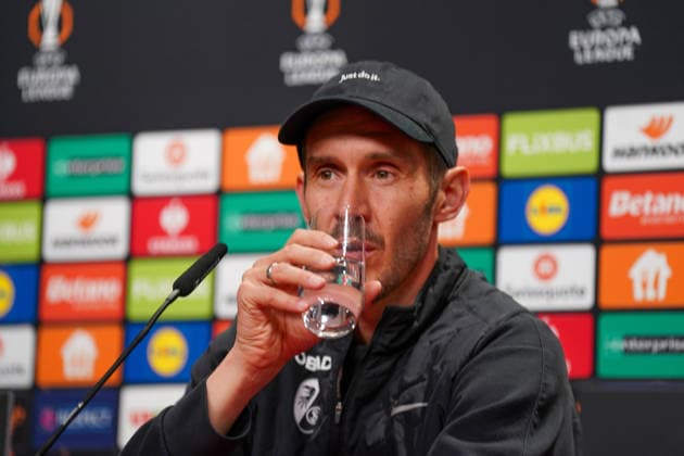 Germany Soccer Europa League 2025 2026 Julian Schuster SC Freiburg, Coach Press conference, Media, Sporting Braga Copyright: xJOERANxSTEINSIEKx