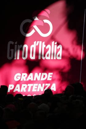 during the teams presentation ahead of the Giro d™Italia cycling race in Burgas. The race starts on Friday, May 8, with the first stage over 160 km, from Nessebar to Burgas, Bulgaria - Wednesday, May 6, 2026. - cycling.  Copyright: xGianxMattiaxD Albertox xLaPressex
