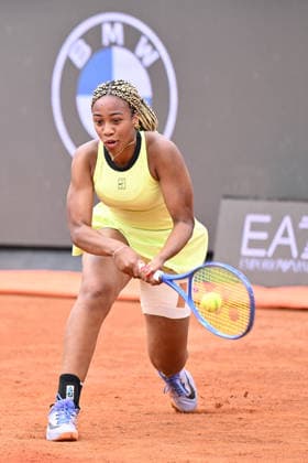 TENNIS - Internazionali di Tennis - Internazionali BNL d Italia Tyra Caterina Grant of Italy in action against Lisa Pigato of Italy during the Internazionali BNL d Italia Day Two at Foro Italico on May 6, 2026 in Rome, Italy. Rome Italy  Copyright: xIPAxSport ABACAx