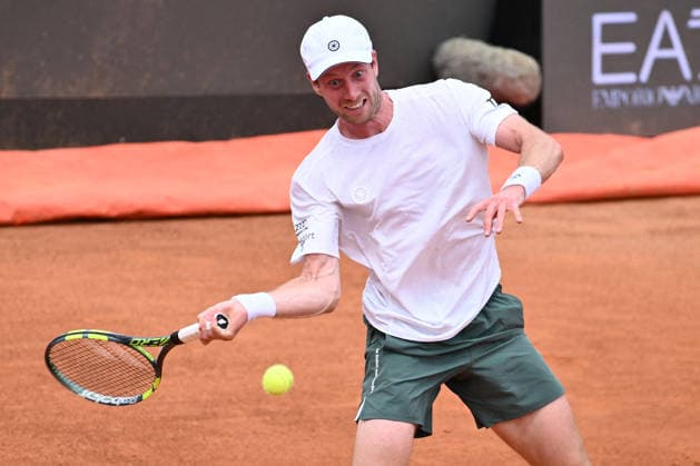 TENNIS - Internazionali di Tennis - Internazionali BNL d Italia Botic van de Zandschulp of Netherlands in action against Alexandre Muller of France during the Internazionali BNL d Italia Day Two at Foro Italico on May 6, 2026 in Rome, Italy. Rome Italy  Copyright: xIPAxSport ABACAx