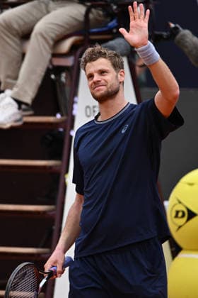 Yannick Hanfmann of Germany in action against Hubert Hurkacz of Poland during the Internazionali BNL d Italia Day Two at Foro Italico on May 6, 2026 in Rome, Italy.  Copyright: xDomenicoxCippitelli IPAxSportx xipa-agency.netx xx IPA_74471729 IPA_Agency_IPA74471729