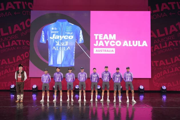 TEAM JAYCO ALULA during the teams presentation ahead of the Giro d™Italia cycling race in Burgas. The race starts on Friday, May 8, with the first stage over 160 km, from Nessebar to Burgas, Bulgaria - Wednesday, May 6, 2026. - cycling.  Copyright: xFabioxFerrarix xLaPressex