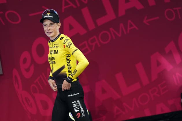 during the teams presentation ahead of the Giro d™Italia cycling race in Burgas. The race starts on Friday, May 8, with the first stage over 160 km, from Nessebar to Burgas, Bulgaria - Wednesday, May 6, 2026. - cycling.  Copyright: xFabioxFerrarix xLaPressex