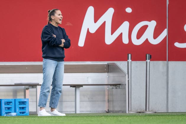 Eva Maria Virsinger Head Coach, TSG 1899 Hoffenheim GER, FC Bayern Muenchen Frauen vs TSG 1899 Hoffenheim, Soccer, Google Pixel Women Bundesliga, 24 Matchday, Season 2025 2026, 06 05 2026 DFL DFB REGULATIONS PROHIBIT ANY USE OF PHOTOGRAPHS as IMAGE SEQUENCES and or QUASI VIDEO GER, FC Bayern Muenchen Frauen vs TSG 1899 Hoffenheim, Football, Google Pixel Frauen Bundesliga, 24 Spieltag, Saison 2025 2026, 06 05 2026 Muenchen Copyright: xEibner-Pressefoto HeikexFeinerx EP_HFR
