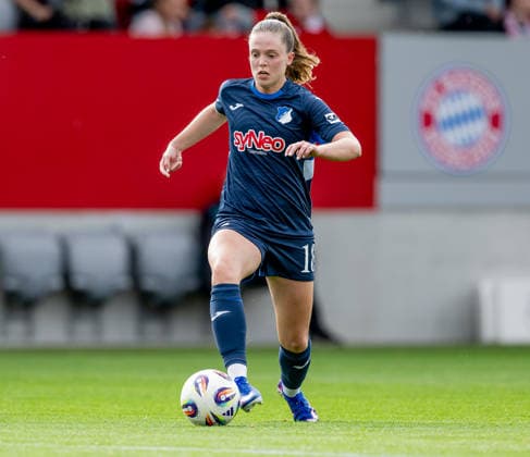 Valesca Ampoorter TSG 1899 Hoffenheim, 18 GER, FC Bayern Muenchen Frauen vs TSG 1899 Hoffenheim, Fußball, Google Pixel Frauen Bundesliga, 24 Spieltag, Saison 2025 2026, 06 05 2026 DFL DFB REGULATIONS PROHIBIT ANY USE OF PHOTOGRAPHS as IMAGE SEQUENCES and or QUASI VIDEO GER, FC Bayern Muenchen Frauen vs TSG 1899 Hoffenheim, Football, Google Pixel Frauen Bundesliga, 24 Spieltag, Saison 2025 2026, 06 05 2026 Muenchen Copyright: xEibner-Pressefoto HeikexFeinerx EP_HFR