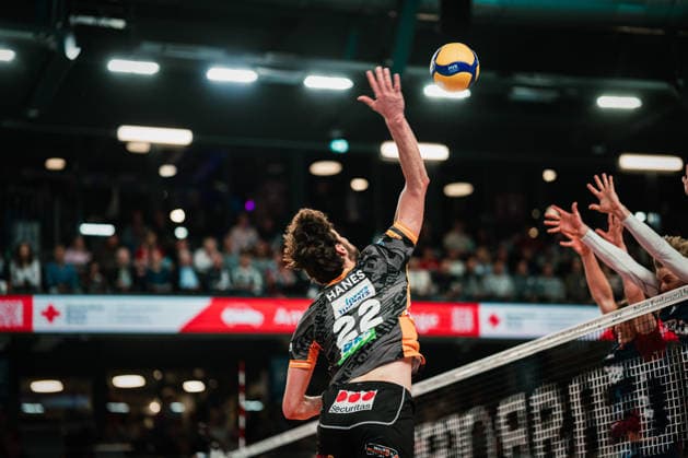 VBL SVG Lüneburg vs Berlin Recycling Volleys, 06 05 2026 Jake Hanes Berlin Recycling Volleys, 22 hits the ball Volleyball Bundesliga, Playoffs, Final, Game 3 SVG Lüneburg vs Berlin Recycling Volleys on 06 05 2026 in the LKH Arena, Lüneburg Copyright: xBEAUTIFULxSPORTS Tonhäuserx