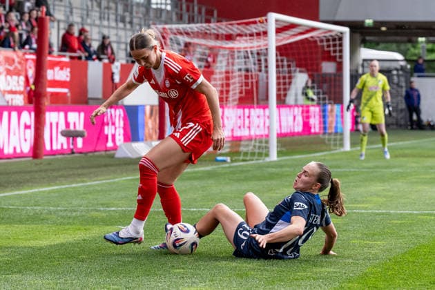 Marie Steiner TSG 1899 Hoffenheim, 19 defends against Klara Buehl FC Bayern Muenchen Frauen, 17 GER, FC Bayern Muenchen Frauen vs TSG 1899 Hoffenheim, Soccer, Google Pixel Frauen Bundesliga, 24 Matchday, Season 2025 2026, 06 05 2026 DFL DFB REGULATIONS PROHIBIT ANY USE OF PHOTOGRAPHS as IMAGE SEQUENCES and or QUASI VIDEO GER, FC Bayern Muenchen Frauen vs TSG 1899 Hoffenheim, Football, Google Pixel Frauen Bundesliga, 24 Spieltag, Saison 2025 2026, 06 05 2026 Muenchen Copyright: xEibner-Pressefoto HeikexFeinerx EP_HFR