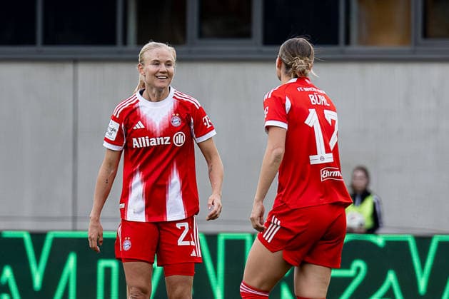 Pernille Harder FC Bayern Muenchen Frauen, 21 and Klara Buehl FC Bayern Muenchen Frauen, 17 are happy about the goal for the 1 1 equalizer shortly before the end GER, FC Bayern Muenchen Frauen vs TSG 1899 Hoffenheim, Fußball, Google Pixel Frauen Bundesliga, 24 Spieltag, Season 2025 2026, 06 05 2026 DFL DFB REGULATES PROHIBIT ANY USE OF PHOTOGRAPHS as IMAGE SEQUENCES and or QUASI VIDEO GER, FC Bayern Muenchen Frauen vs TSG 1899 Hoffenheim, Football, Google Pixel Frauen Bundesliga, 24 Matchday, Season 2025 2026, 06 05 2026 Muenchen Copyright: xEibner-Pressefoto HeikexFeinerx EP_HFR