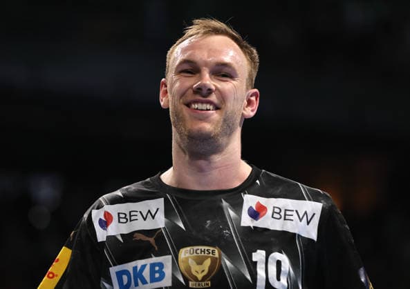Mathias Gidsel lacht Portrait Porträt Einzelbild close up Handball CL Championsleague Champions League Herren Viertelfinale Rückspiel Saison 2025 2026 06.05.2026 Füchse Berlin vs. Veszprem HC in der Max Schmeling Halle *** Mathias Gidsel laughs Portrait Portrait single image close up Sport Handball CL Champions League Champions League Mens quarter-final second leg season 2025 2026 06 05 2026 Füchse Berlin vs Veszprem HC in the Max Schmeling Halle