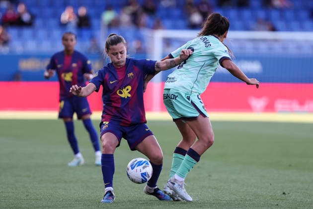 May 6, 2026, Sant Joan Despi, Barcelona, Spain: Claudia Pina Medina of FC Barcelona, Barca and Ariana Arias Jimenez of Levante UD in action during the Spanish Women league, Liga F, football match played between FC Barcelona and Levante UD at Johan Cruyff Stadium on May 06, 2026 in Sant Joan Despi, Barcelona. Sant Joan Despi Spain - ZUMAa181 20260506_zaa_a181_043 Copyright: xJavierxBorregox