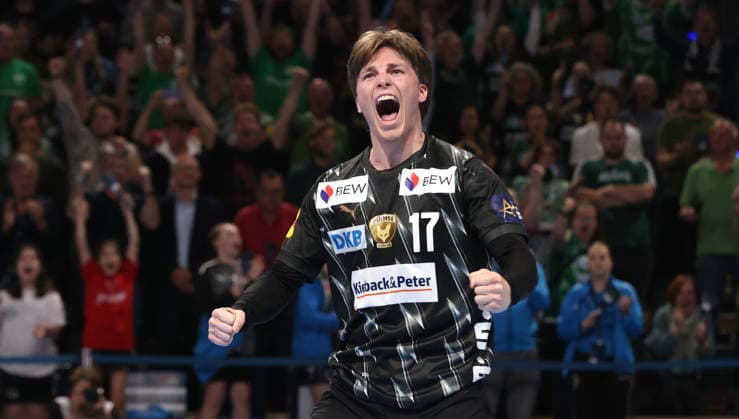 Nils Lichtlein celebrates after scoring in the seven-meter throw Joy Emotion Jubilation Sport Handball CL Champions League Champions League Mens Quarter-final Second leg Season 2025 2026 06 05 2026 Füchse Berlin vs Veszprem HC in the Max Schmeling Halle