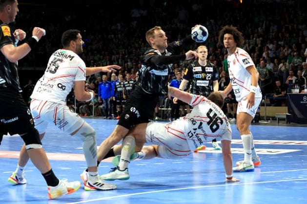 DEU, Machineseeker EHF Champions League, Fuechse Berlin vs One VeszprŽm HC, 06 05 2026, Max Schmeling Halle, Berlin, DEU, Machineseeker EHF Champions League, Fuechse Berlin vs One VeszprŽm HC, in the picture Mathias Gidsel Fuechse Berlin 19 , Ahmed Hesham Veszprem 15 , Dragan Pechmalbec Veszprem 46 , Ali Zein Veszprem 90 nordphotoxGmbHx xEngler nph00076