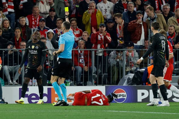 06 05 2026, xjrdrx, Football UEFA Champions League 1 2 Final, FC Bayern Muenchen Paris St Germain v l Referee Referee Joao Pinheiro shows Nunu Mendes Paris St Germain the yellow card Michael Olise FC Bayern Muenchen DFL DFB REGULATIONS PROHIBIT ANY USE OF PHOTOGRAPHS as IMAGE SEQUENCES and or QUASI VIDEO Muenchen