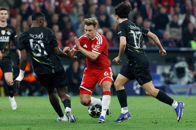 06 05 2026, xjrdrx, Football UEFA Champions League 1 2 Final, FC Bayern Muenchen Paris St Germain v l Willian Pacho Paris St Germain Joshua Kimmich FC Bayern Muenchen Vitinha Paris St Germain Zweikampf, Aktion, action, battle for the ball DFL DFB REGULATIONS PROHIBIT ANY USE OF PHOTOGRAPHS as IMAGE SEQUENCES and or QUASI VIDEO Muenchen