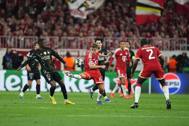 Joshua Kimmich Bayern Munich and Ousmane Dembele FC Paris Saint Germain battle for the ball during Bayern Munich and PSG, UEFA Champions League Semi final, at Allianz Arena, Munich, Germany on May 6, 2026 Thor Wegner DeFodi Images Photo by DeFodi Images