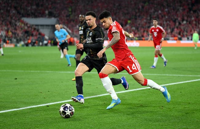 FOOTBALL CHAMPIONS LEAGUE SEASON 2025 2026 semi-final second leg 06 05 2026 FC Bayern Muenchen Paris Saint Germain Warren Zaire Emery left,Paris Saint Germain vs Luis Diaz right, FC Bayern Muenchen