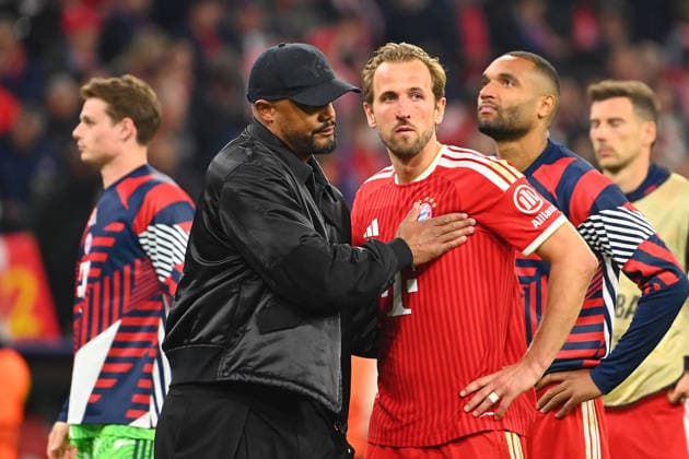 Coach Vincent KOMPANY Bayern Muenchen tests Harry KANE Bayern Muenchen after the match, disappointment,frustration,disappointed,frustrated,dejected, Football Champions League,season 2025 26, semi-final FC Bayern Muenchen Paris Saint Germain PSG 1 1 on 06 05 2026 A L L I A N Z A R E N A