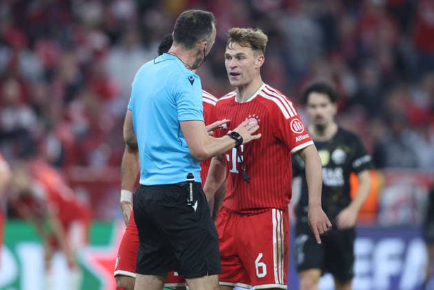 Soccer UEFA Champions League semi-final second leg FC Bayern Munich Paris Saint Germain on 06 05 2026 at the Allianz Arena in Munich Referee Joao Pinheiro Portugal , left Joshua Kimmich Munich , right xJRx