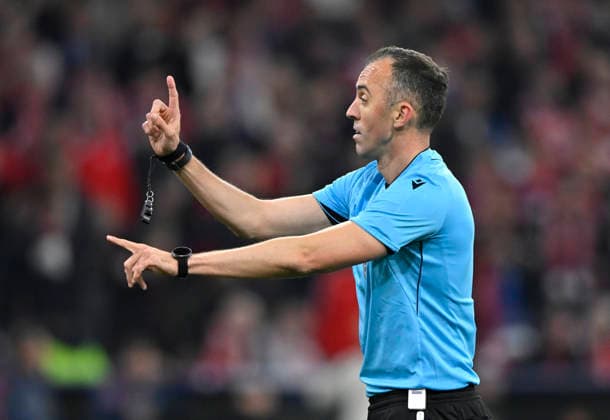 Referee Referee Joao Pinheiro POR Gesture Gesture FC Bayern Muenchen FCB vs Paris Saint Germain PSG CL Champions League semi-final second leg 06 05 2026 DFL REGULATIONS PROHIBIT ANY USE OF PHOTOGRAPHS AS IMAGE SEQUENCES AND OR QUASI VIDEO FC Bayern Muenchen FCB vs Paris Saint Germain PSG CL Champions League