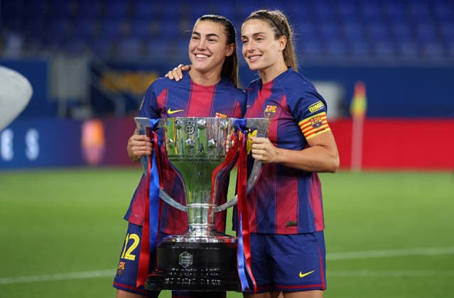 FC Barcelona, Barca Femeni v Levante UD Femenino - Liga F Moeve Patri Guijarro and Alexia Putellas celebrate the Liga F Moeve title at the end of the match between FC Barcelona Femeni and Levante UD Femenino at the Johan Cruyff Stadium in Barcelona, Spain, on May 6, 2026. Barcelona Barcelona Spain  Copyright: xUrbanandsportx originalFilename:urbanandsport-fcbarcel260506_npsTH.jpg