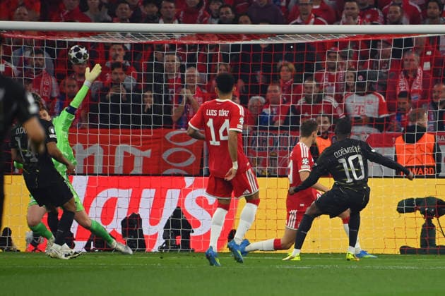 Goal Ousmane DEMBELE PSG,right to 0 1, Action,Goal kick against Aleksandar PAVLOVIC Bayern Muenchen ,left Manuel NEW Goalkeeper Bayern Muenchen Football Champions League,Season 2025 26, Semifinal FC Bayern Muenchen Paris Saint Germain PSG 1 1 on 06 05 2026 A L L I A N Z A R E N A