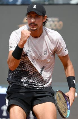 May 7, 2026, Rome: Alexei Popyrin of Australia celebrates a point during his men s singles match against Matteo Berrettini of Italy (not pictured) at the Italian Open tennis tournament in Rome, Italy, 07 May 2026. ANSA ETTORE FERRARI Italian Open Tennis Tournament  - ZUMAa110 20260507_zaf_a110_008 Copyright: xEttorexFerrarix