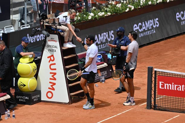 Alexei Popyrin AUS, Matteo Berrettini ITA during the match of Italian Open Tennis, Day 4 at the Foro Italico on May 7, 2026 in Rome, Italy. during Internazionali BNL d Italia, International Tennis match in Rome, Italy, May 07 2026  Copyright: xRobertoxRamaccia IPAxSportx xipa-agency.netx xx IPA_74487272 IPA_Agency_IPA74487272