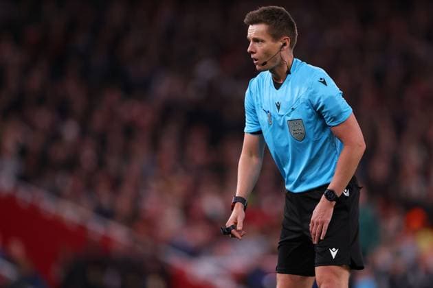 Referee, Daniel Siebert - Arsenal v Atletico Madrid, UEFA Champions League Semi-Final, Second Leg, Emirates Stadium, London, UK - 5th May 2026. No free usage or syndication, standard fees apply. Arsenal v Atletico Madrid, UEFA Champions League, Semi Final, Second Leg, Football, Emirates Stadium, London, UK - 05 May 2026London Emirates Stadium United Kingdom EDITORIAL USE ONLY No use with unauthorised audio, video, data, fixture lists, club league logos or live services. Online in-match use limited to 120 images, no video emulation. No use in betting, games or single club league player publications.  Copyright: xMDI Shutterstockx 16860348db