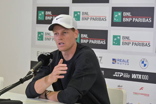 TENNIS - Internazionali di Tennis - Internazionali BNL d Italia Jannik Sinner during the press conference, PK, Pressekonferenz at the Rome International Tennis Tournament during the match of Italian Open Tennis, Day 4 at the Foro Italico on May 7, 2026 in Rome, Italy. during Internazionali BNL d Italia, International Tennis match in Rome, Italy, May 07 2026 Rome Italy  Copyright: xIPAxSport ABACAx