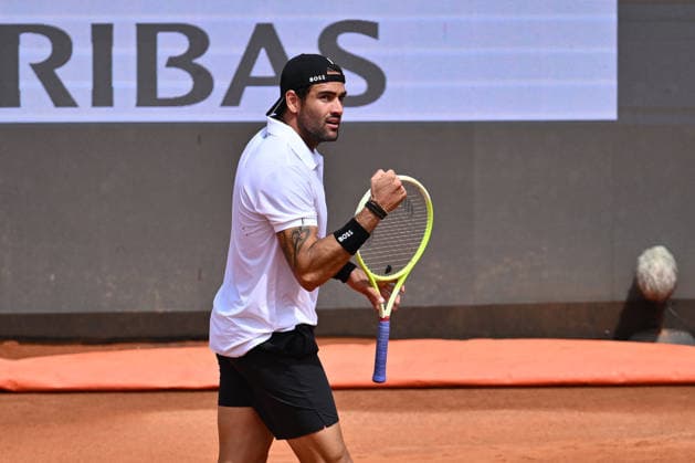 Matteo Berrettini of Italy in action against Alexei Popyrin of Australia during the Internazionali BNL d Italia Day Three at Foro Italico on May 7, 2026 in Rome, Italy.  Copyright: xDomenicoxCippitelli IPAxSportx xipa-agency.netx xx IPA_74492236 IPA_Agency_IPA74492236