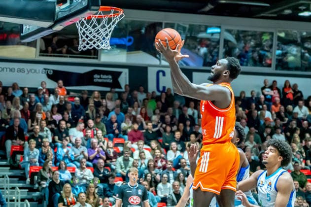 Chemnitz, Germany 07 May 2026 1 BBL 2025 2026 Sp 33 Niners Chemnitz vs Skyliners Frankfurt In the picture Amadou Sow 99 1 v li goes for a dunk Copyright: xFotostandx xNachtigallx
