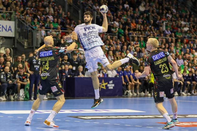 07 05 2026, xgox, Handball EHF Champions League 1 4 Final SC Magdeburg Pick Szeged v l Imanol Garciandia Alustiza Szeged, 41 throws goal, goal scorer, scores goal, scores the goal Magdeburg