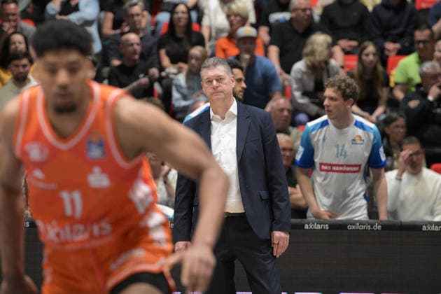 easyCredit Basketball Bundesliga, 33 Matchday, Niners Chemnitz Frankfurt Skyliners 07 05 2026 from 18 30 h Chemnitz, Chemnitz Arena In the photo Head Coach Klaus Perwas easyCredit Basketball Bundesliga, 33 Matchday, Niners Chemnitz Frankfurt Skyliners Chemnitz Saxony Germany Copyright: xEHLxMedia MichelxKöhlerx 20260705-Niners Chemnitz-Frankfurt Skyliners_054