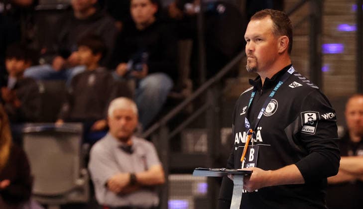 07 05 2026, Germany, Stuttgart, DAIKIN HBL Handball Bundesliga season 2025 2026, TVB Stuttgart vs Rhein Neckar Löwen, TVB coach Misha Kaufmann