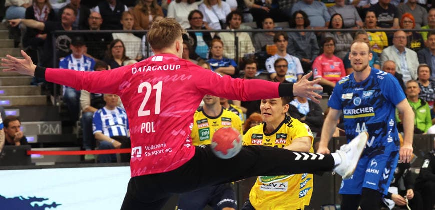 07 05 2026, Germany, Stuttgart, DAIKIN HBL Handball Bundesliga season 2025 2026, TVB Stuttgart vs Rhein Neckar Löwen, f l Jorick Pol TVB , Gino Steenaerts RNL