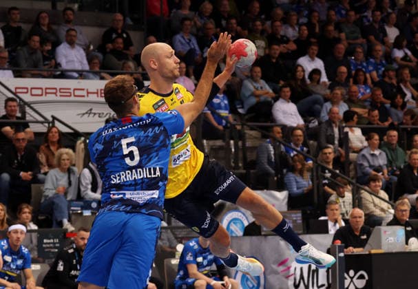07 05 2026, Germany, Stuttgart, DAIKIN HBL Handball Bundesliga season 2025 2026, TVB Stuttgart vs Rhein Neckar Löwen, f l Antonio Serradilla TVB , Lukas Sandell RNL