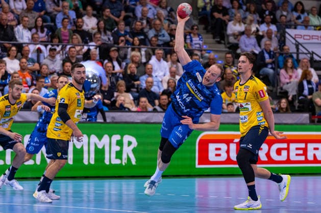 DAIKIN Handball Bundesliga TVB Stuttgart vs Rhein Neckar Löwen 07 05 2026 Stuttgart, GERMANY 07 May 2026 Lenny Rubin TVB Stuttgart, 44 throwing on goal during the match between TVB Stuttgart and Rhein Neckar Löwen on matchday 31 of the Daikin Handball Bundesliga at the Porsche Arena Copyright: xBEAUTIFULxSPORTS Steinx
